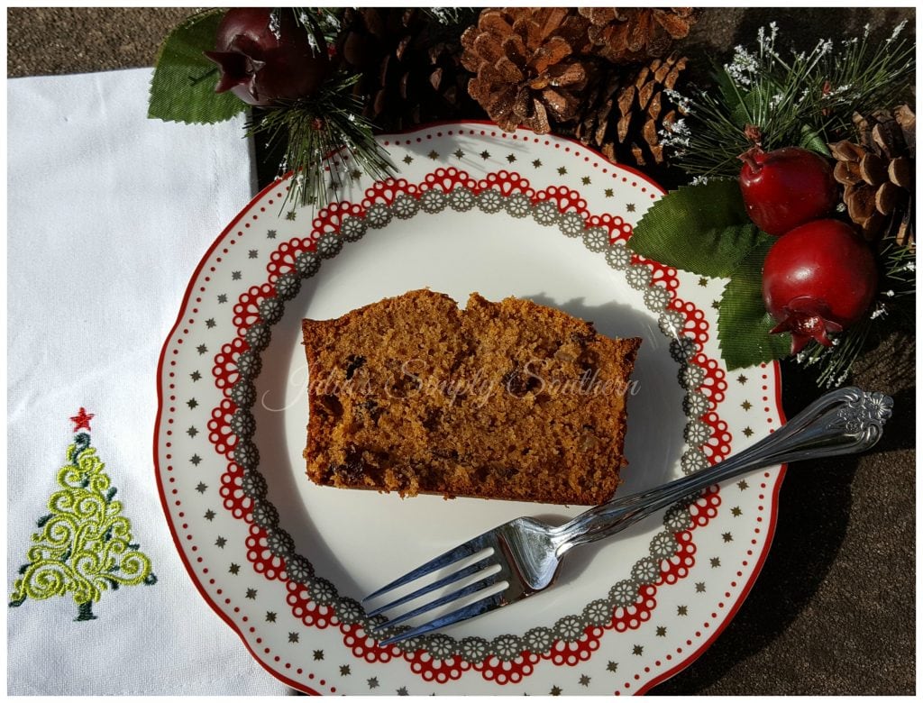 Old Fashioned Applesauce Cake, Vintage Recipes
