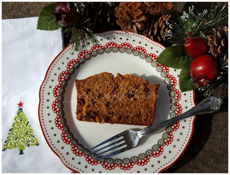 Old Fashioned Applesauce Cake, Vintage Recipes