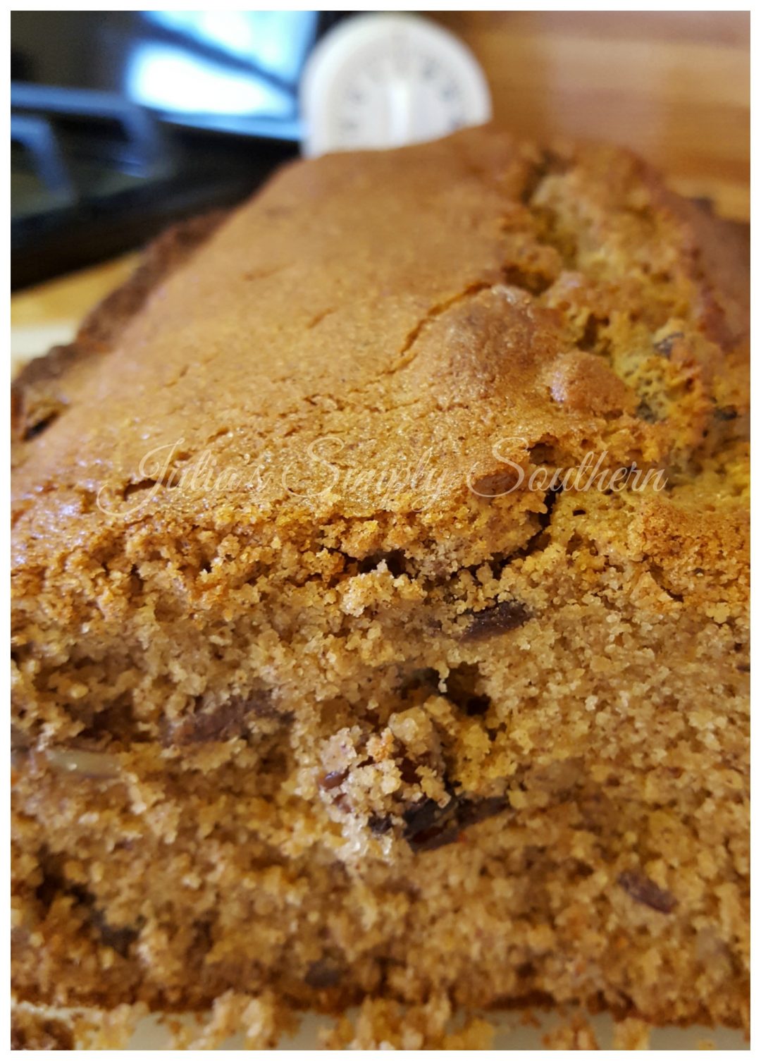 Old Fashioned Applesauce Cake, Vintage Recipes