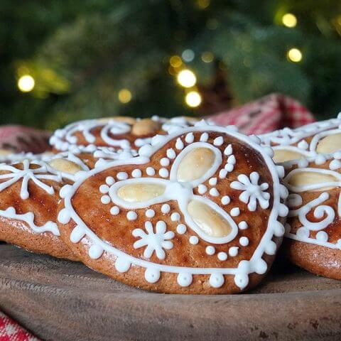 85 Best Christmas and Holiday Cookies - Julias Simply Southern