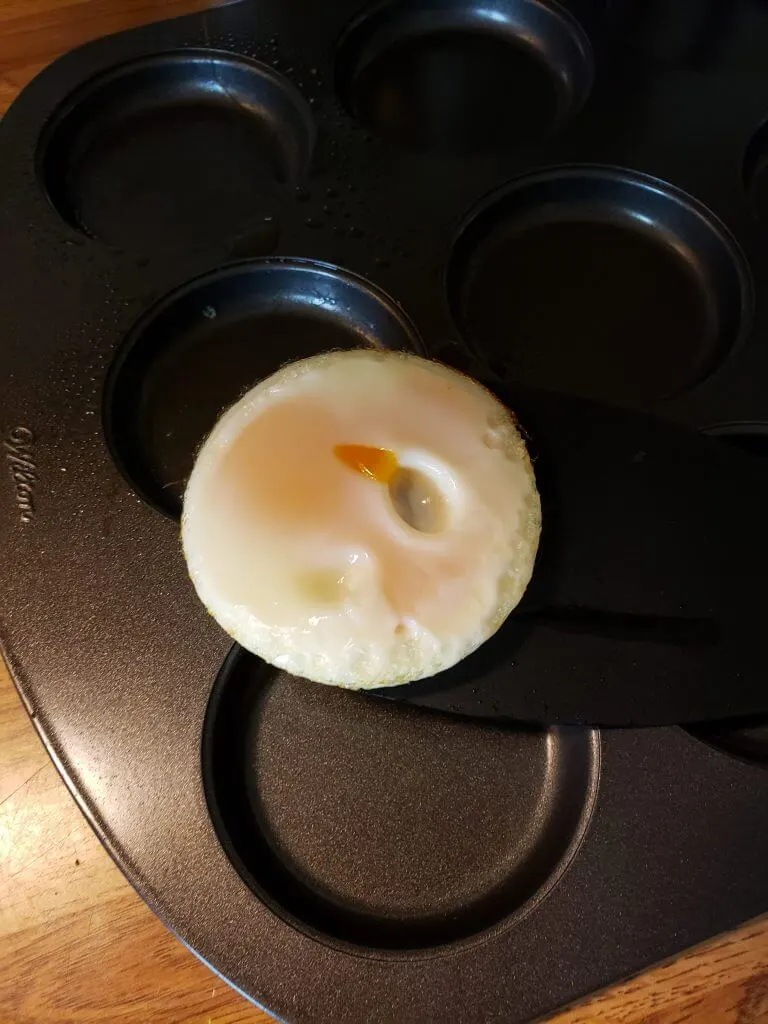 https://juliassimplysouthern.com/wp-content/uploads/Baked-Egg-for-breakfast-sandwich-768x1024.jpg.webp