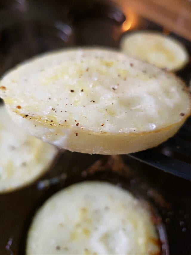 Turkey Bacon Breakfast Sandwich with Egg White and Cheese Julias