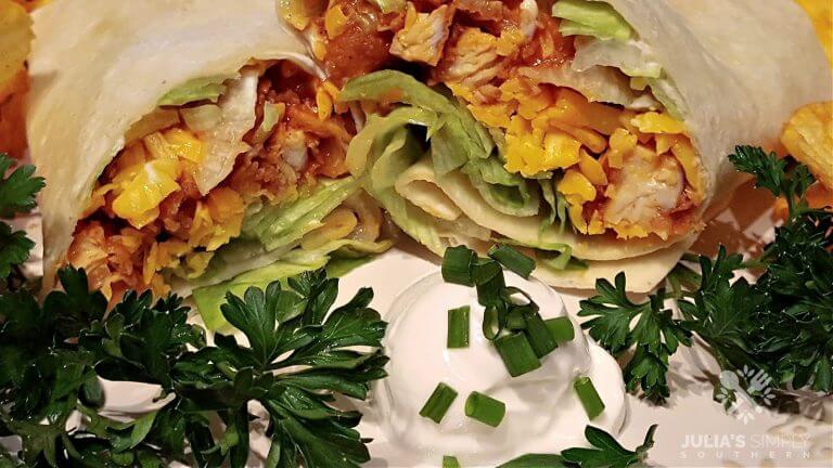 easy buffalo chicken wraps