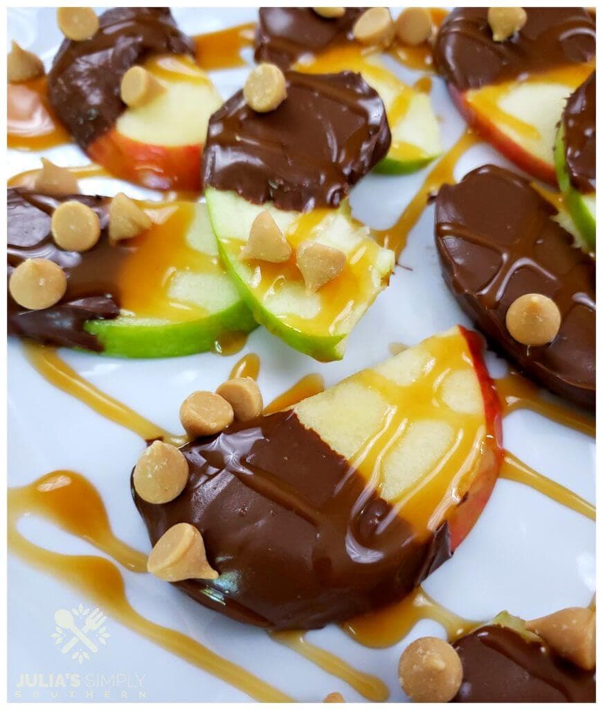 Amazing apple nachos recipe with chocolate, caramel and peanut butter morsels