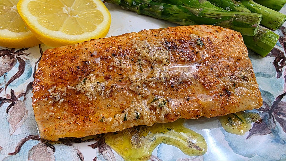 Easy Blackened Mahi Mahi - quick, flavorful & oven finished - fish with lemon slice