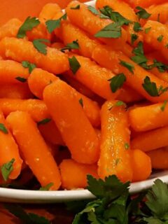 Glazed Carrots with honey and ginger are a healthy delicious side dish recipe