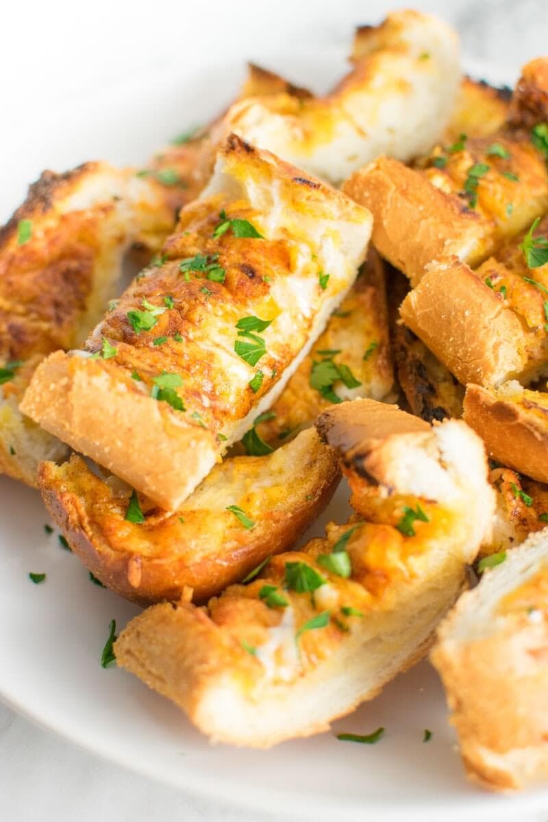 Cheesy Ranch Garlic Bread