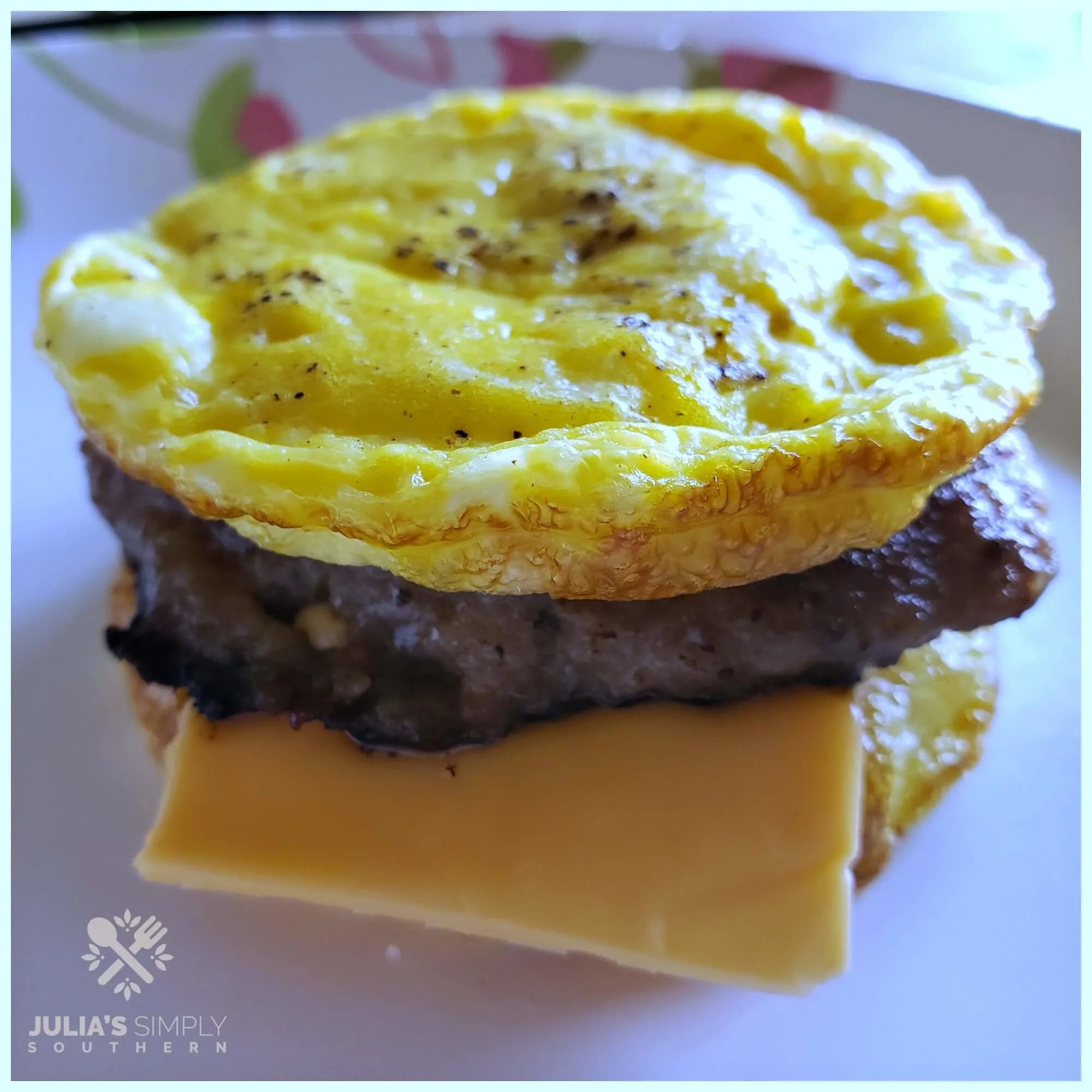 Delicious Low Carb Breakfast Recipes - Muffin style breakfast sandwiches