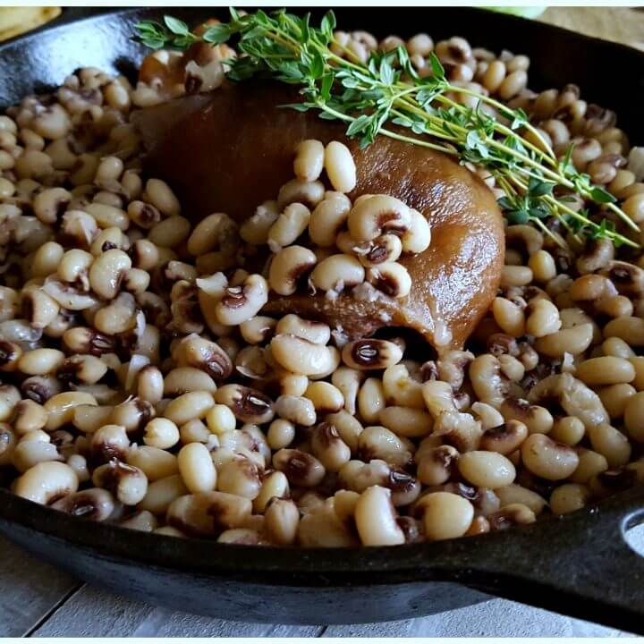 https://juliassimplysouthern.com/wp-content/uploads/Cover-Southern-Purple-Hull-Peas-Pink-Lady-Peas-Pink-Eyed-Peas-Field-Peas-Cow-Peas-Julias-Simply-Southern-Best-New-Year-Recipes-720x720.jpg