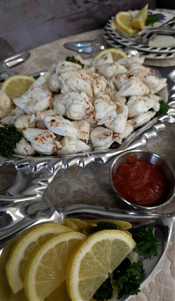 lump crab appetizer with cocktail sauce