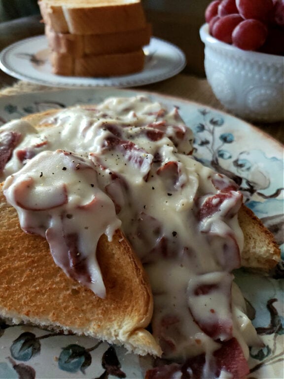 Creamed Chipped Beef and Toast Julias Simply Southern