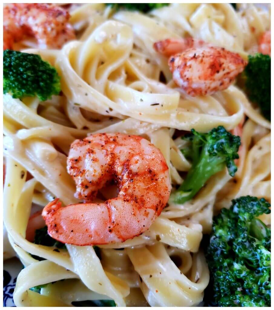 Best ever shrimp Alfredo with broccoli