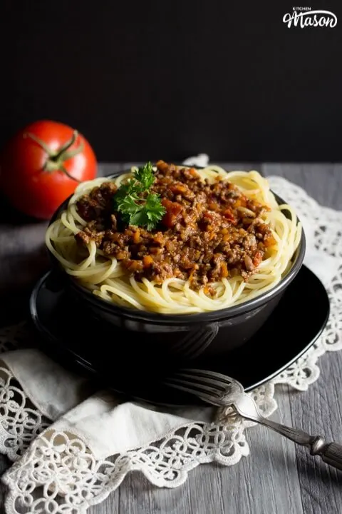 Easy Spaghetti Bolognese - Kitchen Mason 