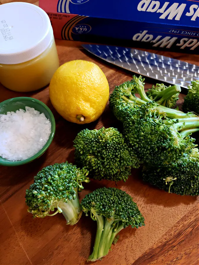 Ingredients for lemon broccoli on the grill