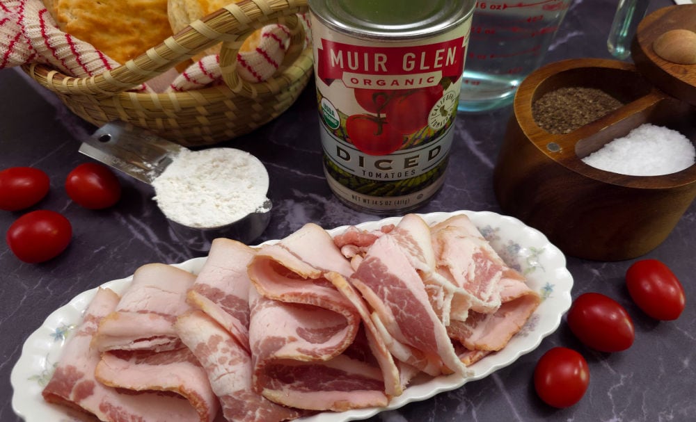 ingredients to prepare Southern tomato gravy