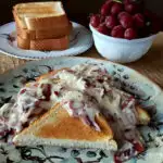 Simple creamed chipped beef over toasted bread