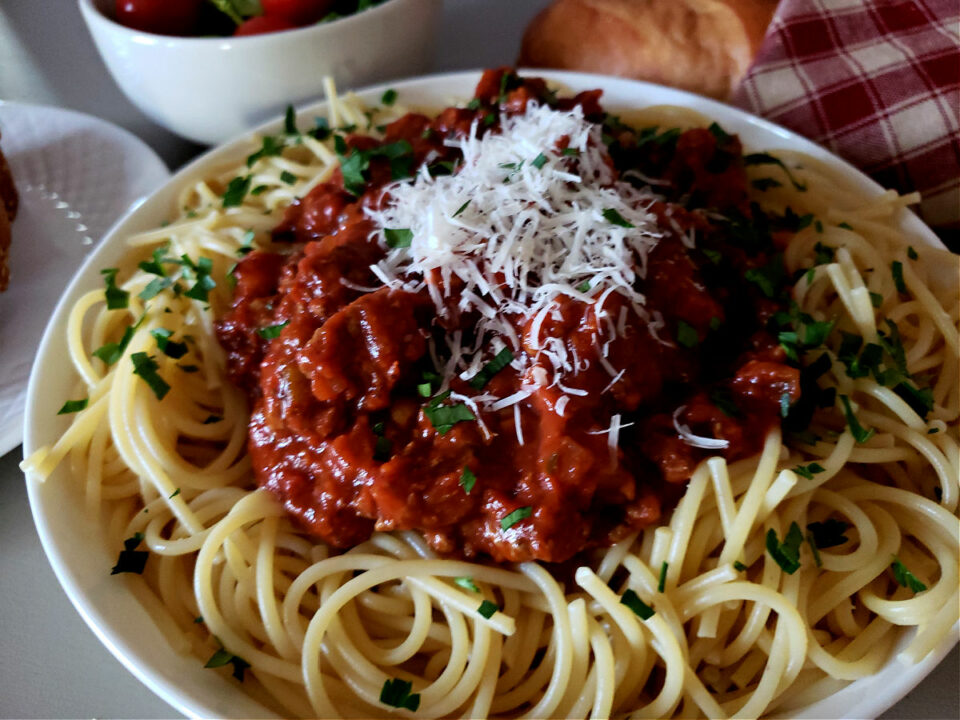 Homemade Spaghetti Sauce Recipe - Julias Simply Southern