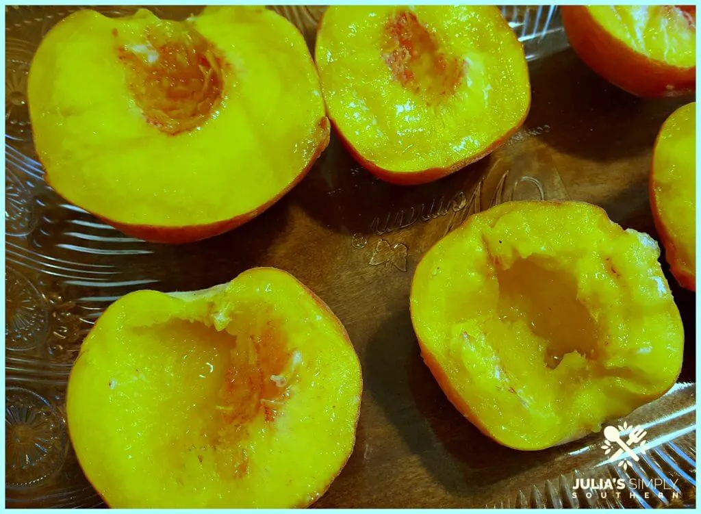 How to make bourbon peaches with fresh peaches 