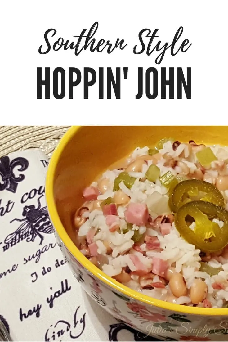 Southern Style Hoppin John, also known as Carolina Peas and Rice, is a traditional meal often served for the new year #antebellum #vintagerecipes #peas #rice #pork #SouthernFood