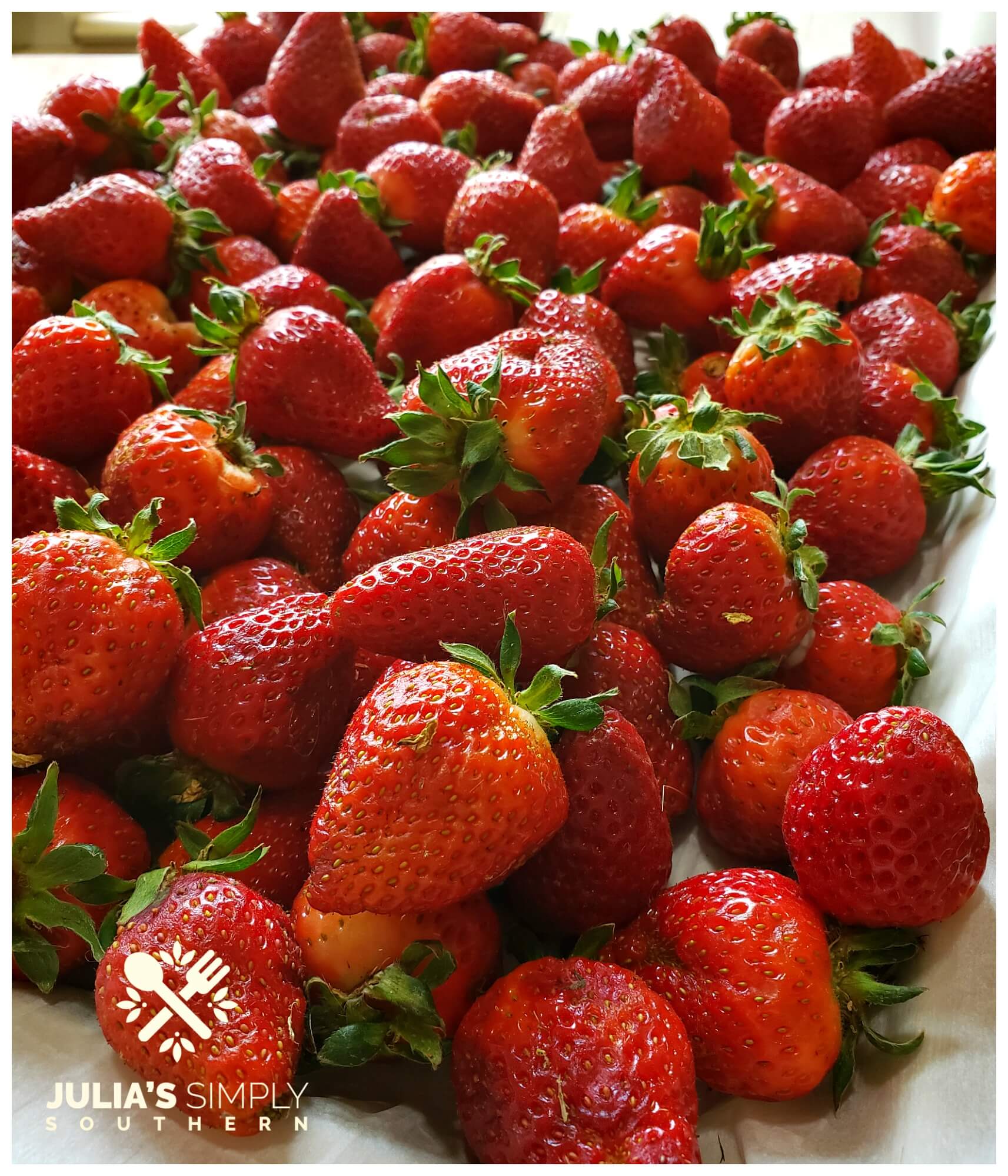Beautiful red ripe strawberries 