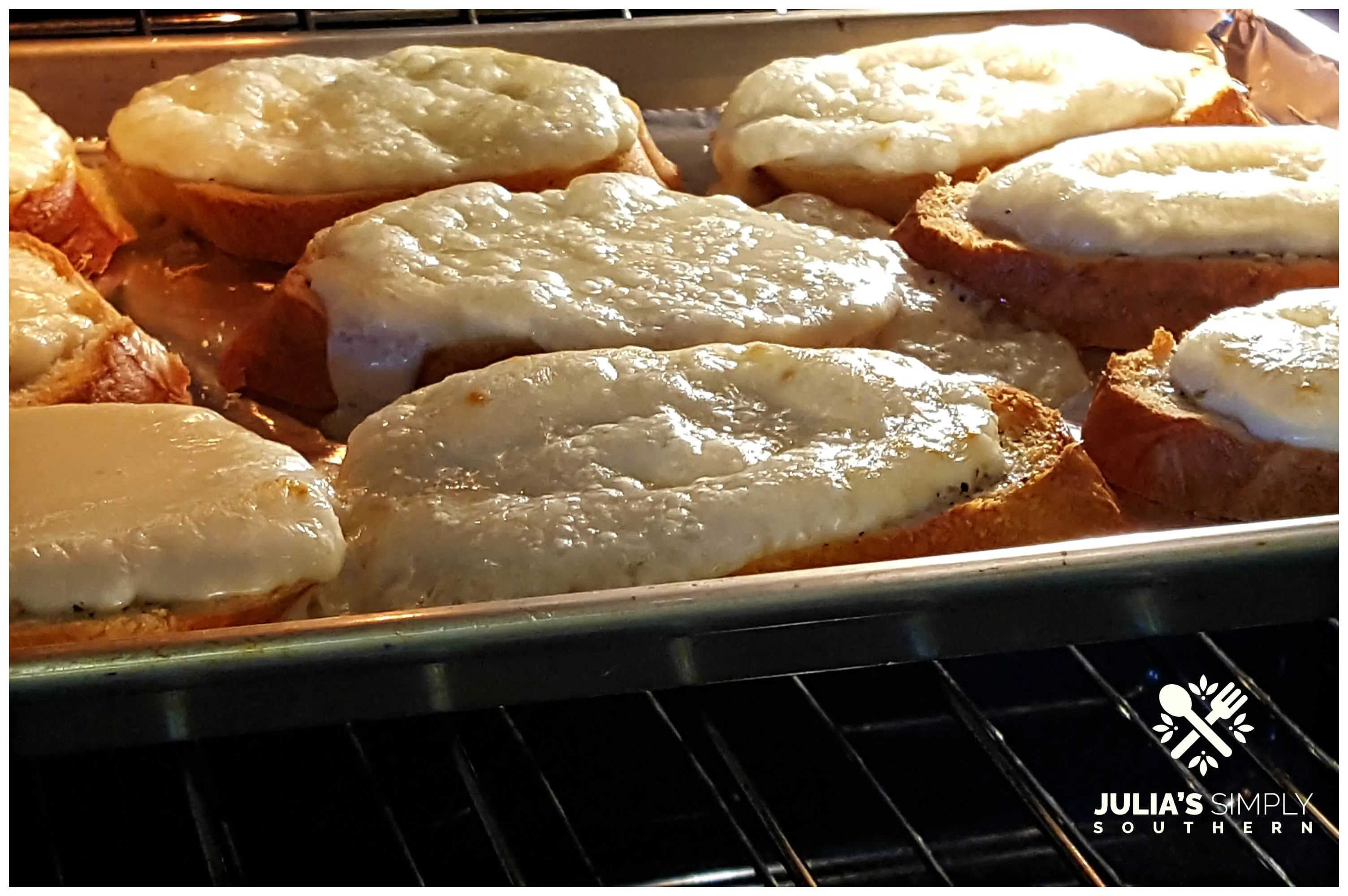 baking garlic cheese bread