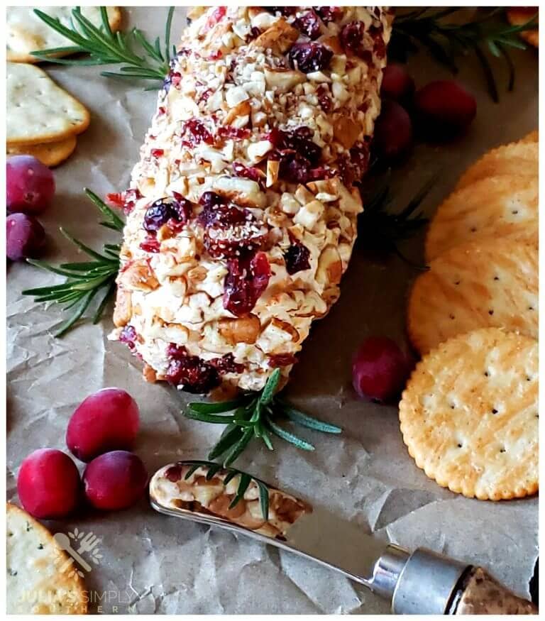 Christmas Cheese Log with crackers