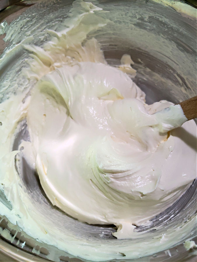 fold in whipped topping to cream cheese mixture