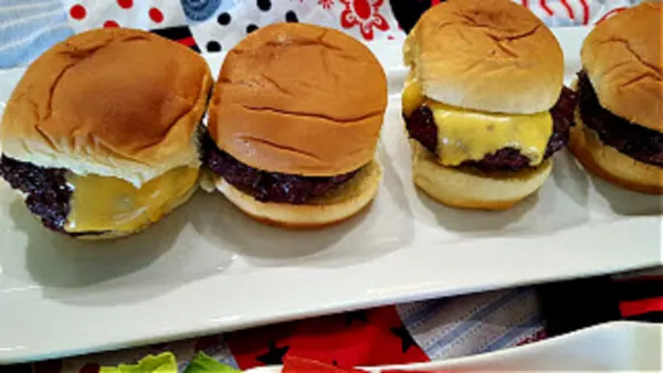Platter with cheeseburger sliders